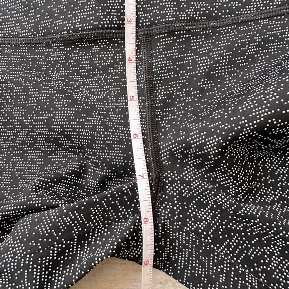 *SOLD*Lululemon Quick Pace 7/8 Cropped Soundwave Alpine Tights Size 6 - Picture 11 of 15